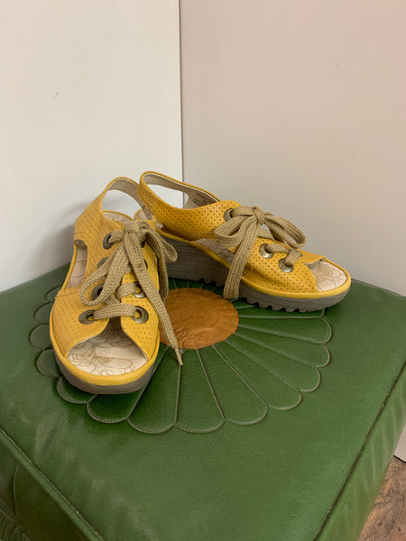 Fly London Yellow Sandals - Women's Size 8