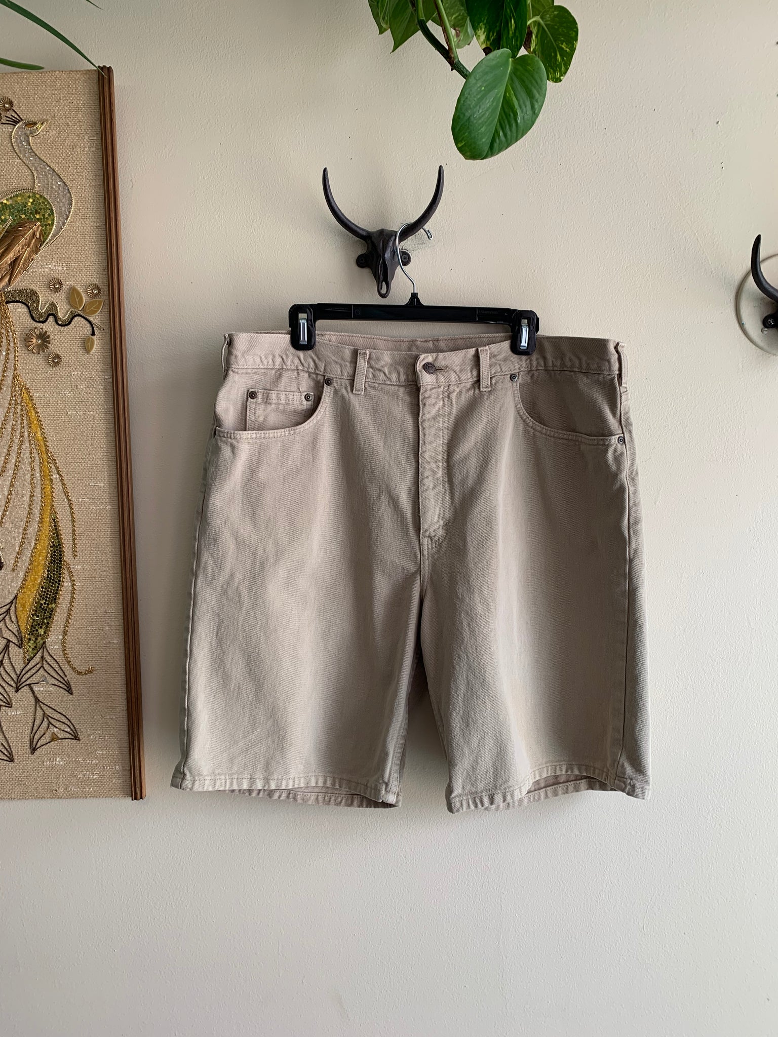 Beige Kirkland Shorts - XL