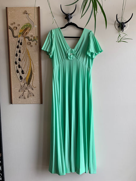 Mint Green Flowy Dress - M
