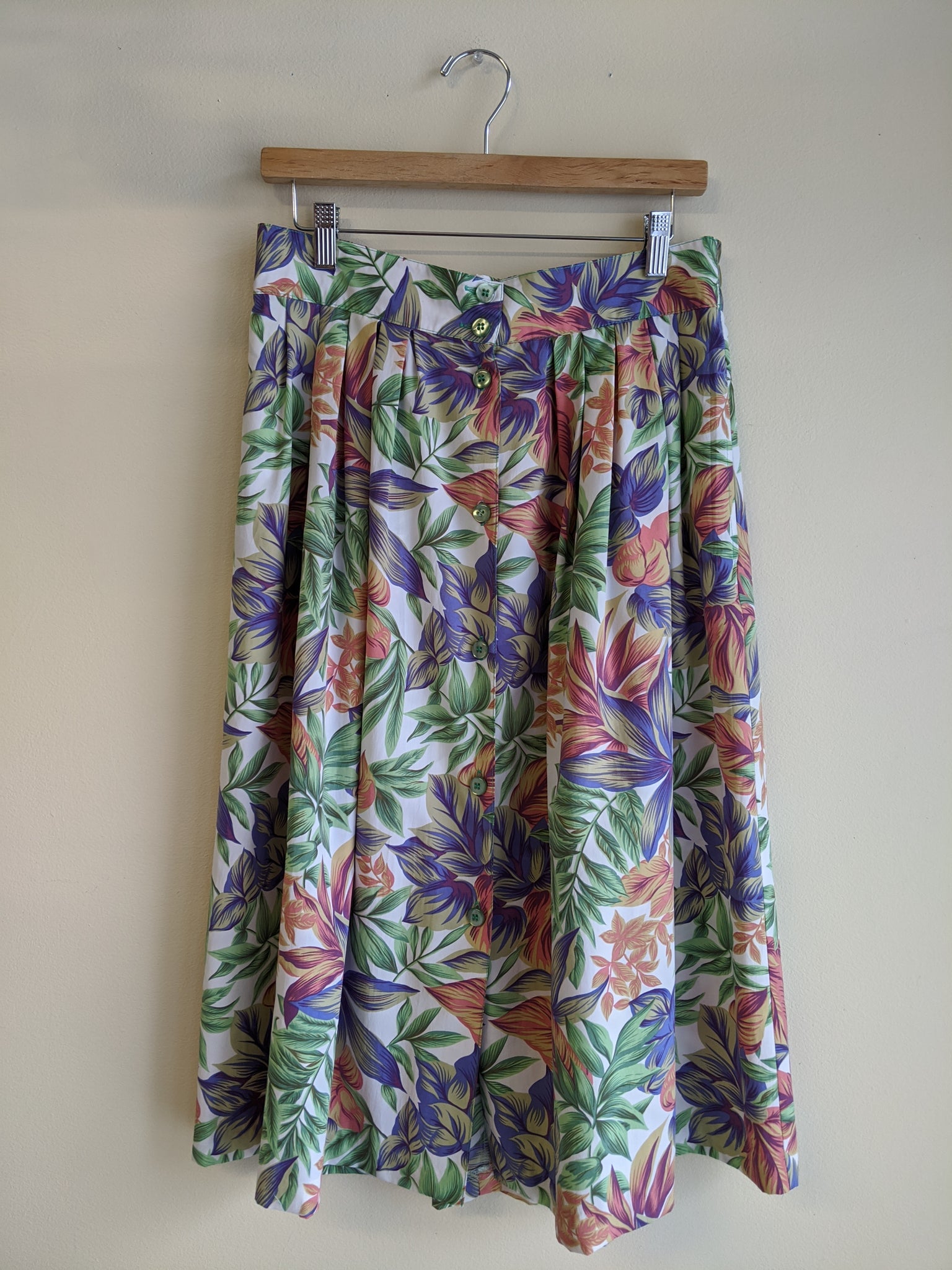 Button-Down Leafy Skirt
