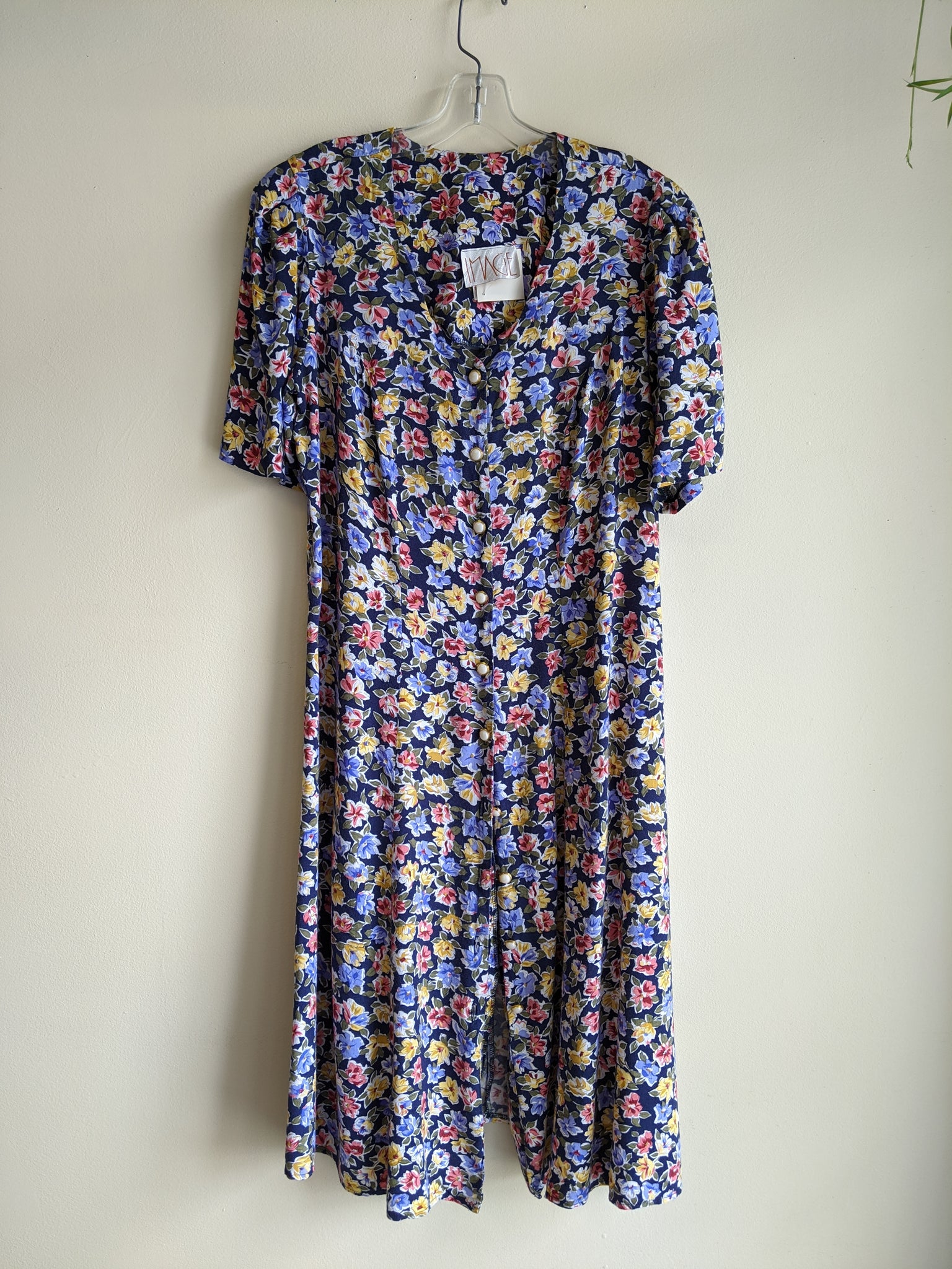 90’s Floral Button-Down Dress