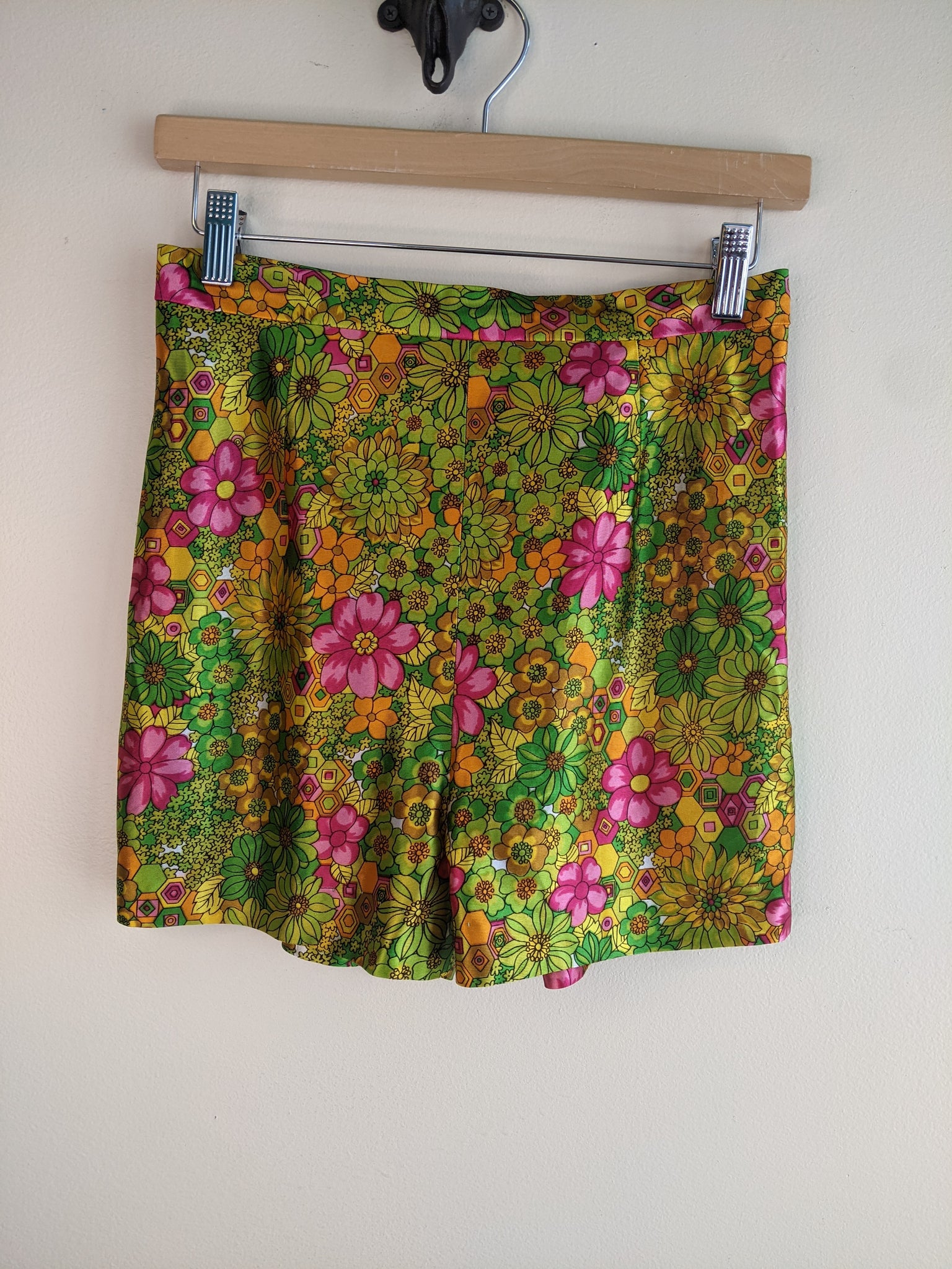 Flower Power 1960’s High-Waisted Shorts/Hot Pants