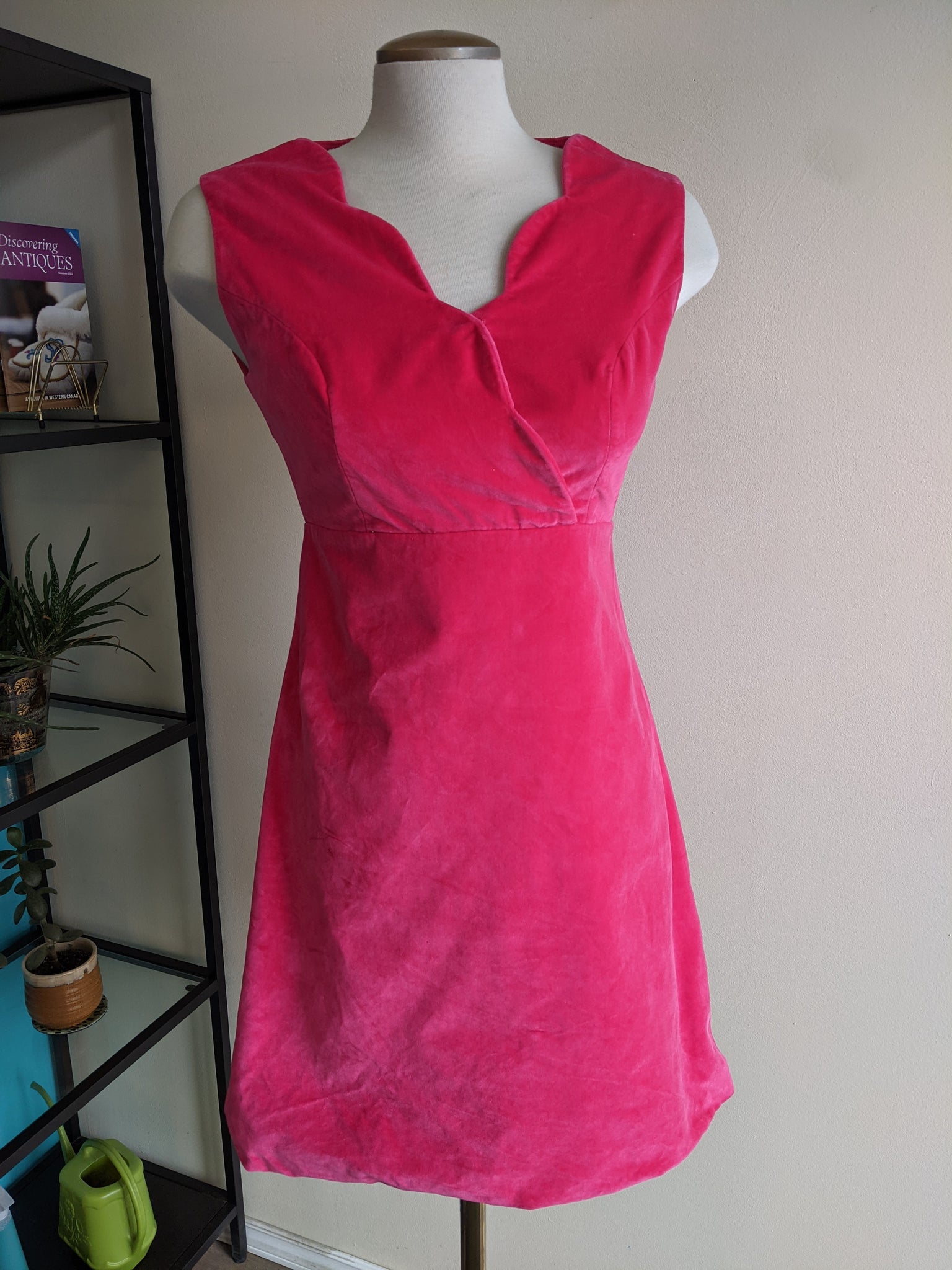 1960s Plush Pink Velvet Dress - S