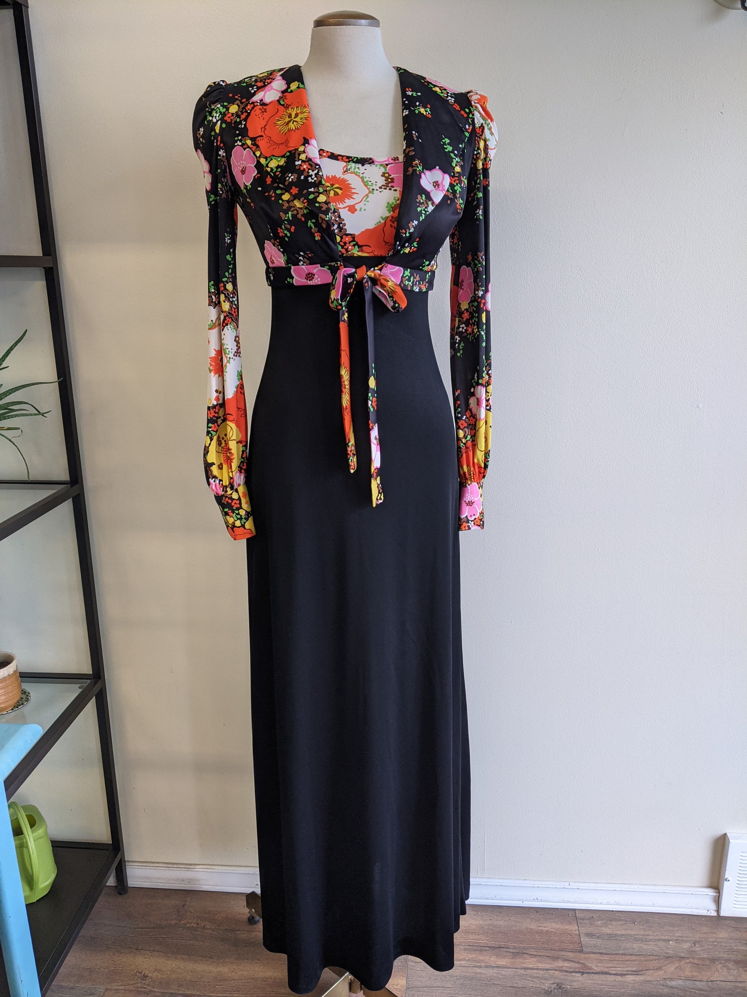 Pop of Floral Bolero Jacket & Maxi-Dress Set - S