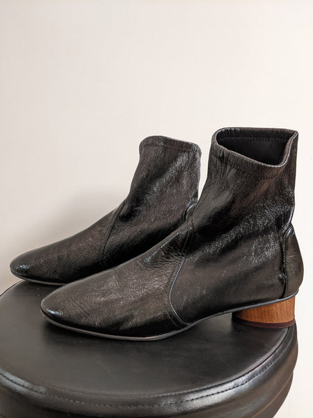 Stuart Weitzman Stretch Leather Ankle Boots