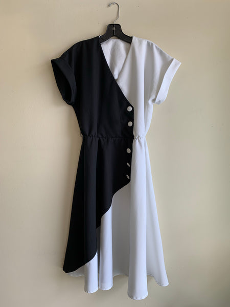 Black & white full-skirted 80’s dress