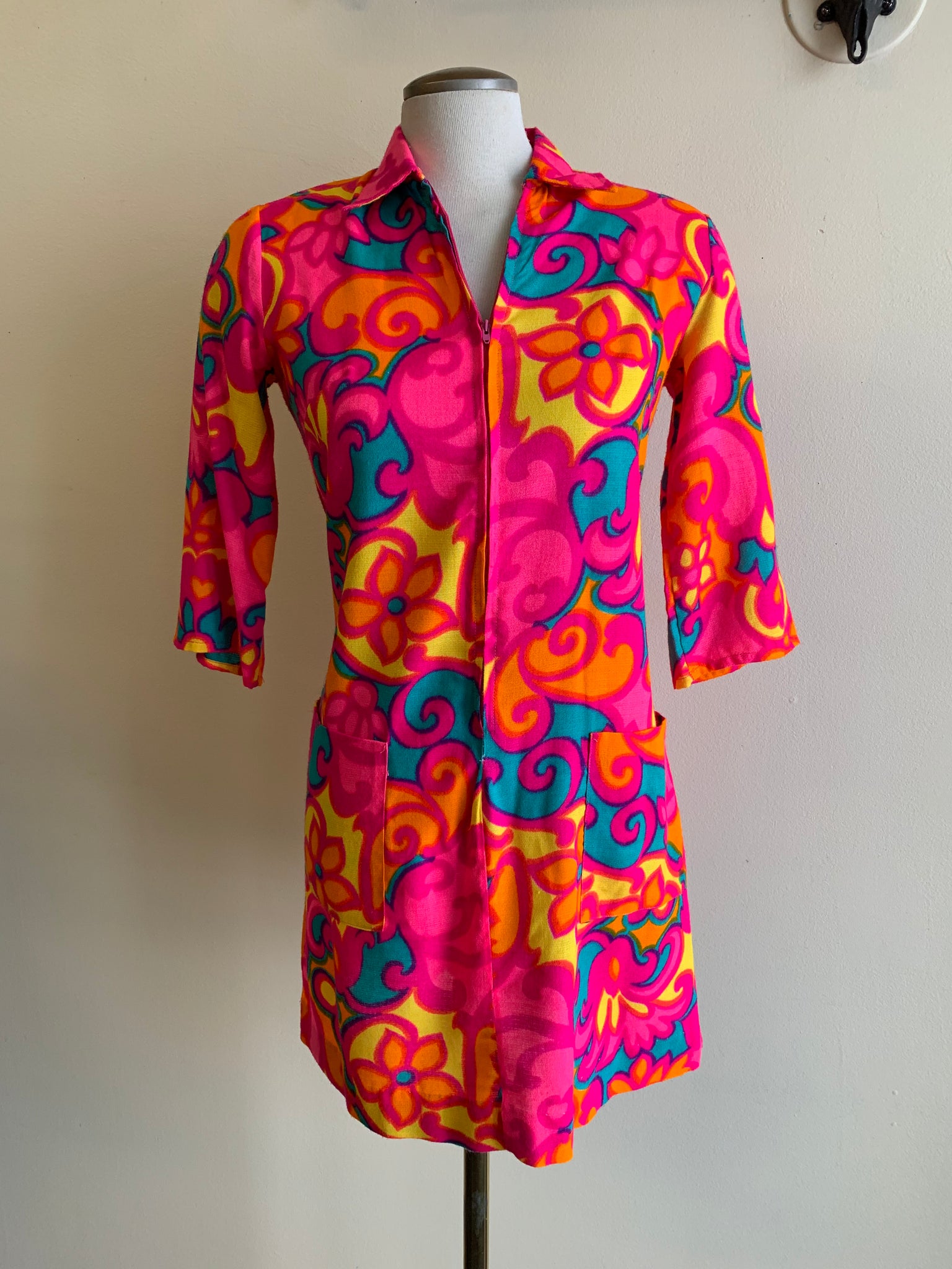 Psychedelic '60s Pink Party Dress - S